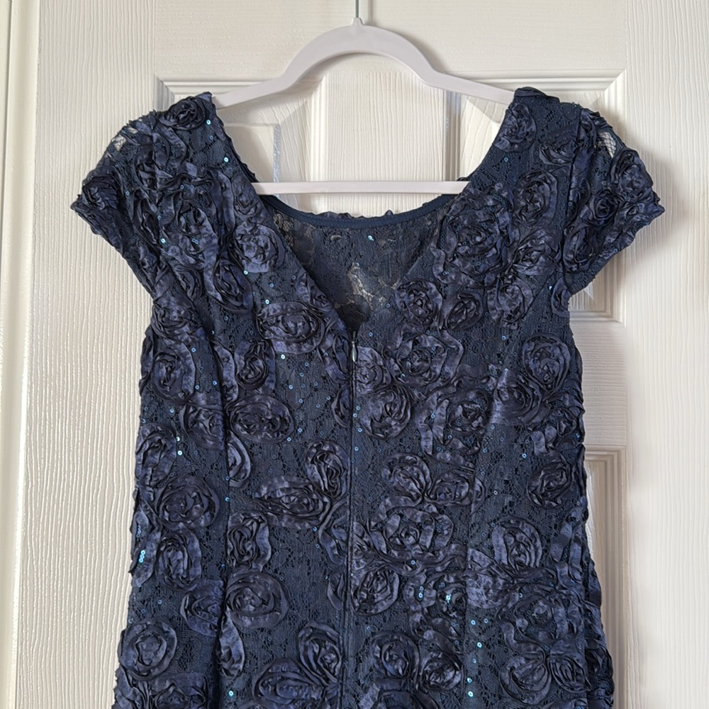 Alex Evenings Navy Gown - Size 10P - Picture 13 of 16